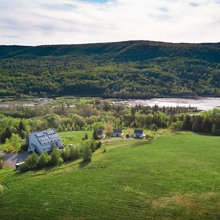 Chanterelle Inn & Cottages Baddeck Exterior photo